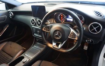 MERCEDES-BENZ A-CLASS 2.1 A200d AMG Line (Executive) Hatchback 5dr Diesel 7G-DCT-FINIS