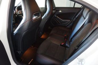 MERCEDES-BENZ A-CLASS 2.1 A200d AMG Line (Executive) Hatchback 5dr Diesel 7G-DCT-FINIS