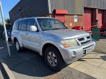 Mitsubishi Shogun 3.2 DI-D Elegance SUV 5dr Diesel Automatic (278 g/km, 158 bhp)