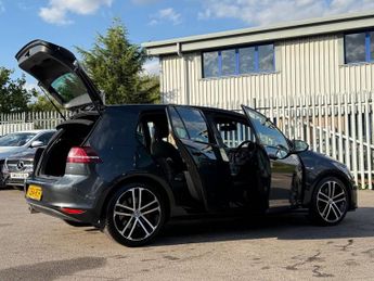 VOLKSWAGEN GOLF 2.0 TDI BlueMotion Tech GTD Hatchback 5dr Diesel DSG Euro 6 (s/s