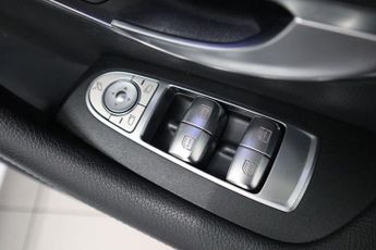 MERCEDES-BENZ E-CLASS 2.0 E220d AMG Line (Premium) Coupe 2dr Diesel G-Tronic+ 4MATIC E