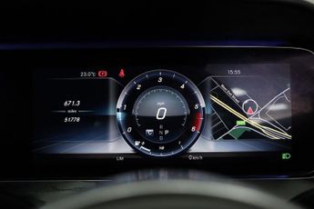 MERCEDES-BENZ E-CLASS 2.0 E220d AMG Line (Premium) Coupe 2dr Diesel G-Tronic+ 4MATIC E