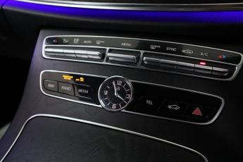 MERCEDES-BENZ E-CLASS 2.0 E220d AMG Line (Premium) Coupe 2dr Diesel G-Tronic+ 4MATIC E