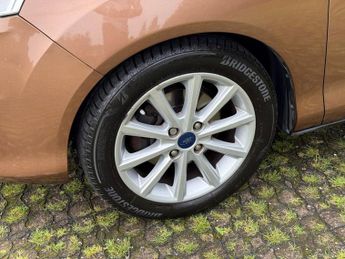 FORD B-MAX 1.6 Titanium MPV 5dr Petrol Powershift Euro 5 (105 ps)