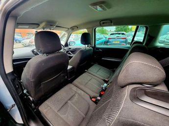 VAUXHALL ZAFIRA TOURER 1.4i Turbo SRi MPV 5dr Petrol Auto Euro 6 (140 ps)