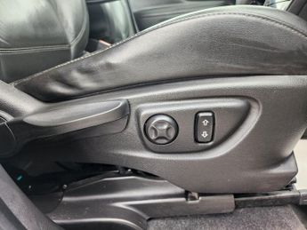 VAUXHALL MOKKA X 1.6 CDTi Elite Nav SUV 5dr Diesel Auto Euro 6 (136 ps)