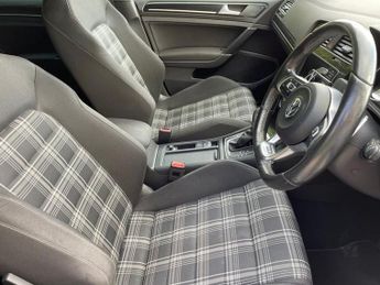 VOLKSWAGEN GOLF 2.0 TDI BlueMotion Tech GTD Hatchback 5dr Diesel DSG Euro 6 (s/s