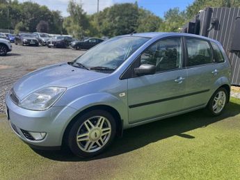 FORD FIESTA 1.6 Ghia Hatchback 5dr Petrol Automatic (176 g/km, 99 bhp)