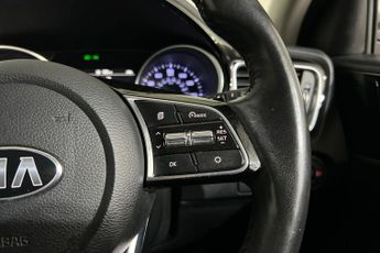 KIA XCEED 1.4 T-GDi 3 SUV 5dr Petrol DCT Euro 6 (s/s) (138 bhp) Touchscree