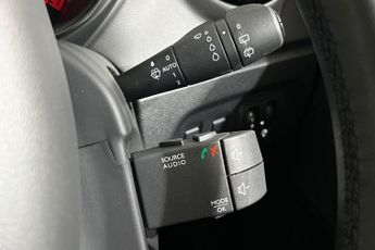 RENAULT CAPTUR 1.3 TCe ENERGY S Edition SUV 5dr Petrol EDC Euro 6 (s/s) (150 ps