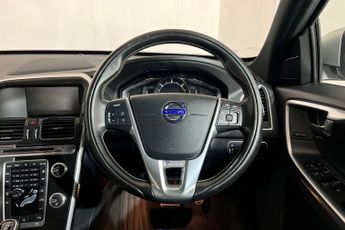 VOLVO XC60 2.0 D4 R-Design Lux Nav SUV 5dr Diesel Auto Euro 6 (s/s) (190 ps