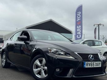 Lexus IS 2.5 300h SE Saloon 4dr Petrol Hybrid E-CVT Euro 5 (s/s) (223 ps)