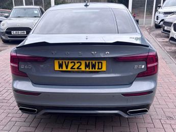 VOLVO S60 2.0 B5 MHEV R-Design Saloon 4dr Petrol Hybrid Auto Euro 6 (s/s) 