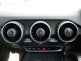 AUDI TT 2.0 TDI Black Edition Coupe 3dr Diesel S Tronic quattro Euro 6 (