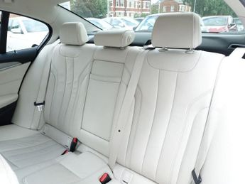 BMW 5 SERIES 2.0 520d SE Saloon 4dr Diesel Auto Euro 6 (s/s) (190 ps)