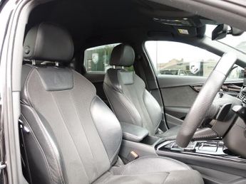 AUDI A4 2.0 TDI 35 Black Edition Saloon 4dr Diesel S Tronic Euro 6 (s/s)
