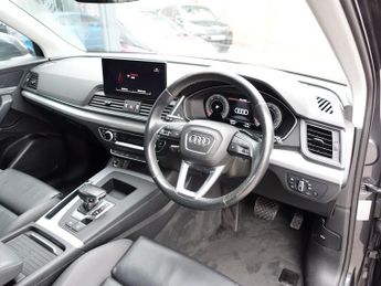 AUDI Q5 2.0 TDI 40 Sport SUV 5dr Diesel S Tronic quattro Euro 6 (s/s) (2