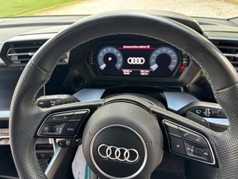 AUDI A3 1.5 TFSI 35 Black Edition Sportback 5dr Petrol S Tronic Euro 6 (