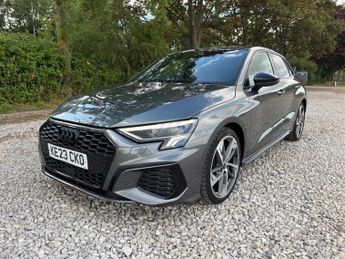 AUDI A3 1.5 TFSI 35 Black Edition Sportback 5dr Petrol S Tronic Euro 6 (