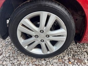 HONDA JAZZ 1.4 i-VTEC EX Hatchback 5dr Petrol Manual Euro 5 (99 ps)