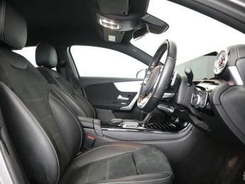 MERCEDES-BENZ A-CLASS 1.3 A180 AMG Line Edition (Executive) Saloon 4dr Petrol 7G-DCT E