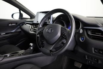 TOYOTA C-HR 1.8 VVT-h GPF Design SUV 5dr Petrol Hybrid CVT Euro 6 (s/s) (122