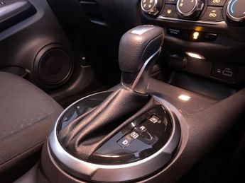 NISSAN JUKE 1.0 DIG-T Acenta SUV 5dr Petrol DCT Auto Euro 6 (s/s) (114 ps)