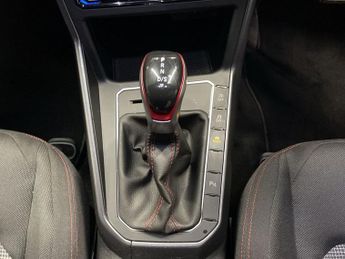 VOLKSWAGEN POLO 2.0 TSI GTI Hatchback 5dr Petrol DSG Euro 6 (s/s) (207 ps)