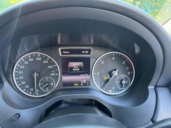 MERCEDES-BENZ A-CLASS 1.8 A180 CDI SE Hatchback 5dr Diesel 7G-DCT Euro 5 (s/s) (109 ps