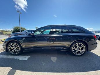 AUDI A6 AVANT 2.0 TDI 40 Black Edition Estate 5dr Diesel S Tronic quattro Euro