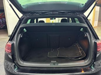 VOLKSWAGEN GOLF 2.0 TSI GPF GTI Performance Hatchback 5dr Petrol DSG Euro 6 (s/s