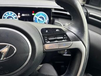 HYUNDAI TUCSON 1.6 h T-GDi Premium SUV 5dr Petrol Hybrid Auto Euro 6 (s/s) (230