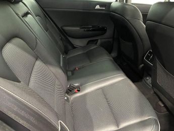 KIA SPORTAGE 2.0 CRDi KX-4 SUV 5dr Diesel Auto AWD Euro 6 (182 bhp)