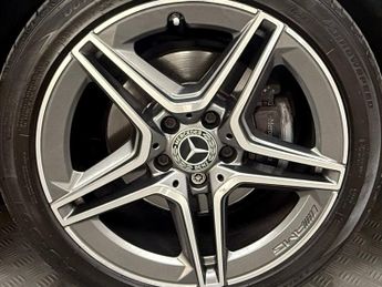 MERCEDES-BENZ A-CLASS 1.3 A180 AMG Line (Executive) Hatchback 5dr Petrol 7G-DCT Euro 6