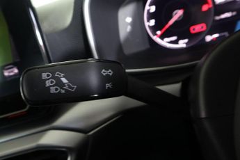 SEAT LEON 1.5 eTSI MHEV FR First Edition DSG Euro 6 (s/s) 5dr