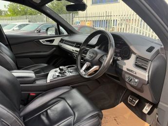 AUDI Q7 3.0 TDI V6 S line SUV 5dr Diesel Tiptronic quattro Euro 6 (s/s) 