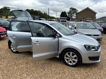 VOLKSWAGEN POLO 1.4 SE Hatchback 5dr Petrol DSG Euro 5 (85 ps)