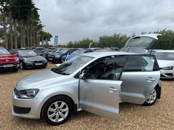 VOLKSWAGEN POLO 1.4 SE Hatchback 5dr Petrol DSG Euro 5 (85 ps)