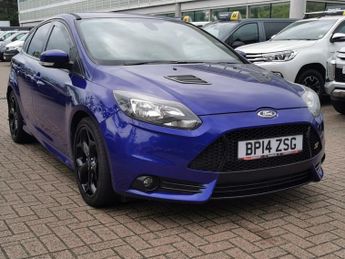 FORD FOCUS 2.0T EcoBoost ST-2 Hatchback 5dr Petrol Manual Euro 5 (s/s) (250