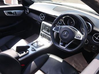 MERCEDES-BENZ SLC 2.1 SLC250d AMG Line Convertible 2dr Diesel G-Tronic Euro 6 (s/s