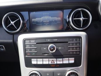 MERCEDES-BENZ SLC 2.1 SLC250d AMG Line Convertible 2dr Diesel G-Tronic Euro 6 (s/s