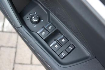 AUDI A3 30 1.5 TFSI S LINE 5 DOOR