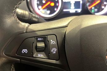 VAUXHALL ASTRA 1.4i TurboGPF Tech Line Nav Hatchback 5dr Petrol Auto Euro 6 (s/