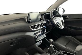 HYUNDAI TUCSON 1.6 GDi Premium SUV 5dr Petrol Manual Euro 6 (s/s) (132 ps)