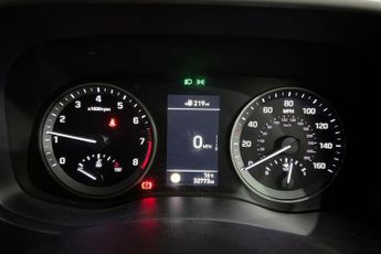 HYUNDAI TUCSON 1.6 GDi Premium SUV 5dr Petrol Manual Euro 6 (s/s) (132 ps)