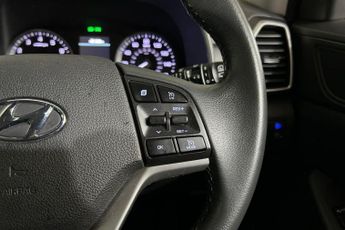 HYUNDAI TUCSON 1.6 GDi Premium SUV 5dr Petrol Manual Euro 6 (s/s) (132 ps)