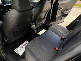 PEUGEOT E-2008 50kWh GT SUV 5dr Electric Auto (136 ps)