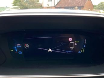 PEUGEOT E-2008 50kWh GT SUV 5dr Electric Auto (136 ps)