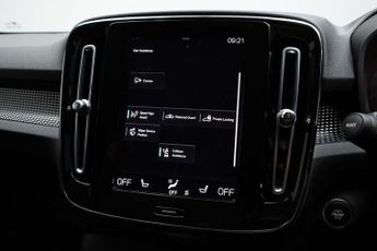 VOLVO XC40 2.0 D4 R-Design SUV 5dr Diesel Auto AWD Euro 6 (s/s) (190 ps)