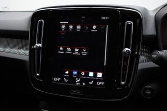 VOLVO XC40 2.0 D4 R-Design SUV 5dr Diesel Auto AWD Euro 6 (s/s) (190 ps)